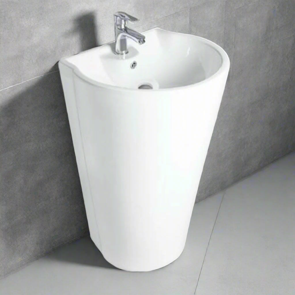 Lavoar stativ baie alb, ideal pentru băi și grupuri sanitare cu spațiu redus. Design compact și practic, potrivit pentru locații rezidențiale și comerciale.