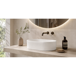 Lavoar pe blat alb riflat, ceramica sanitara, oval, fara orificiu pentru baterie