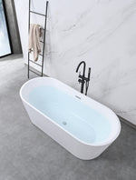 Cada baie freestanding Florenta alba 823 este un model modern cu design elegant, finisaj: alb integral cu textura riflaj vertical.
